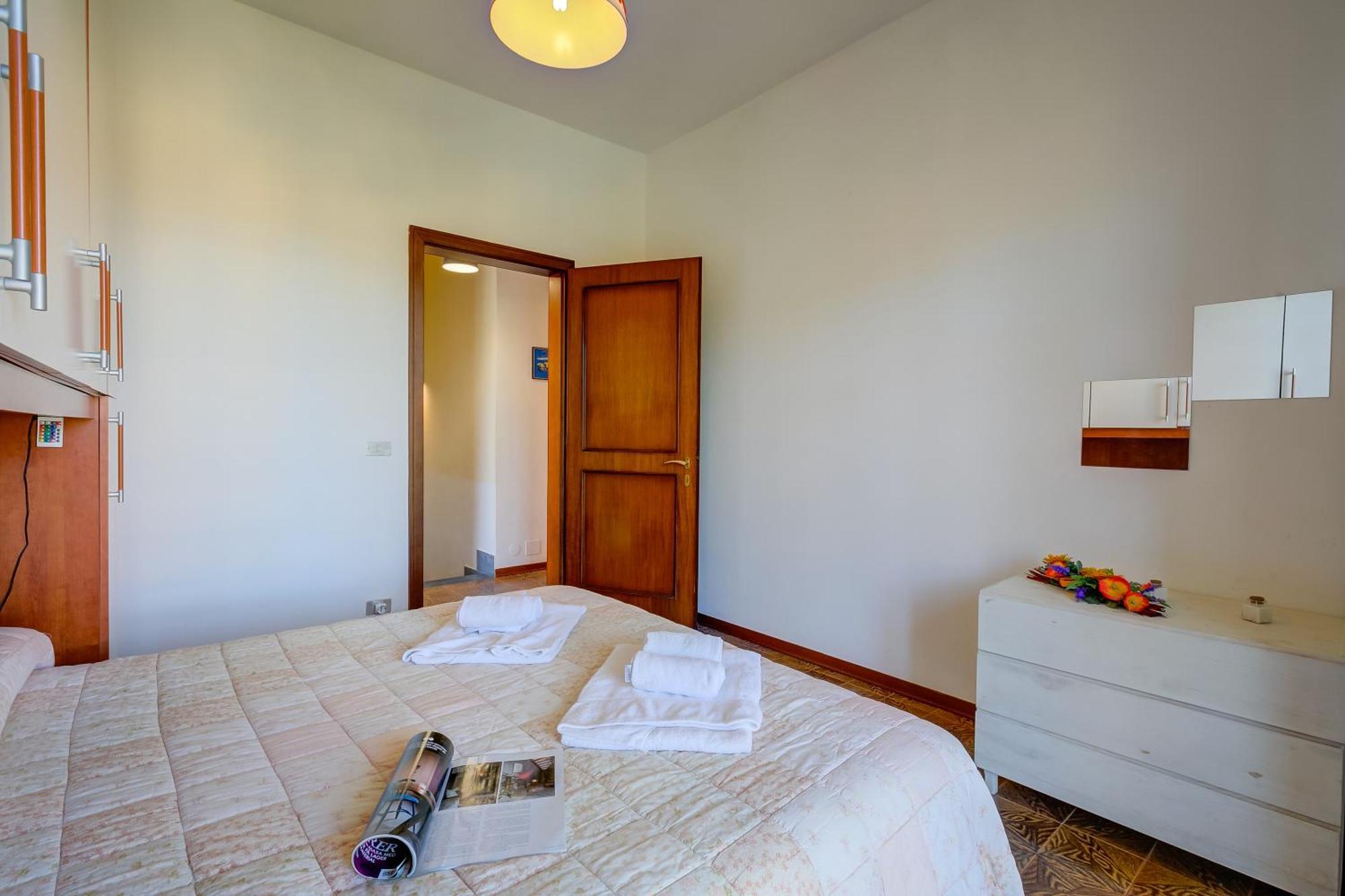 Casa Maddalena Al Mare 600M From Sea - Happy Rentals Марина-ди-Пьетрасанта Экстерьер фото