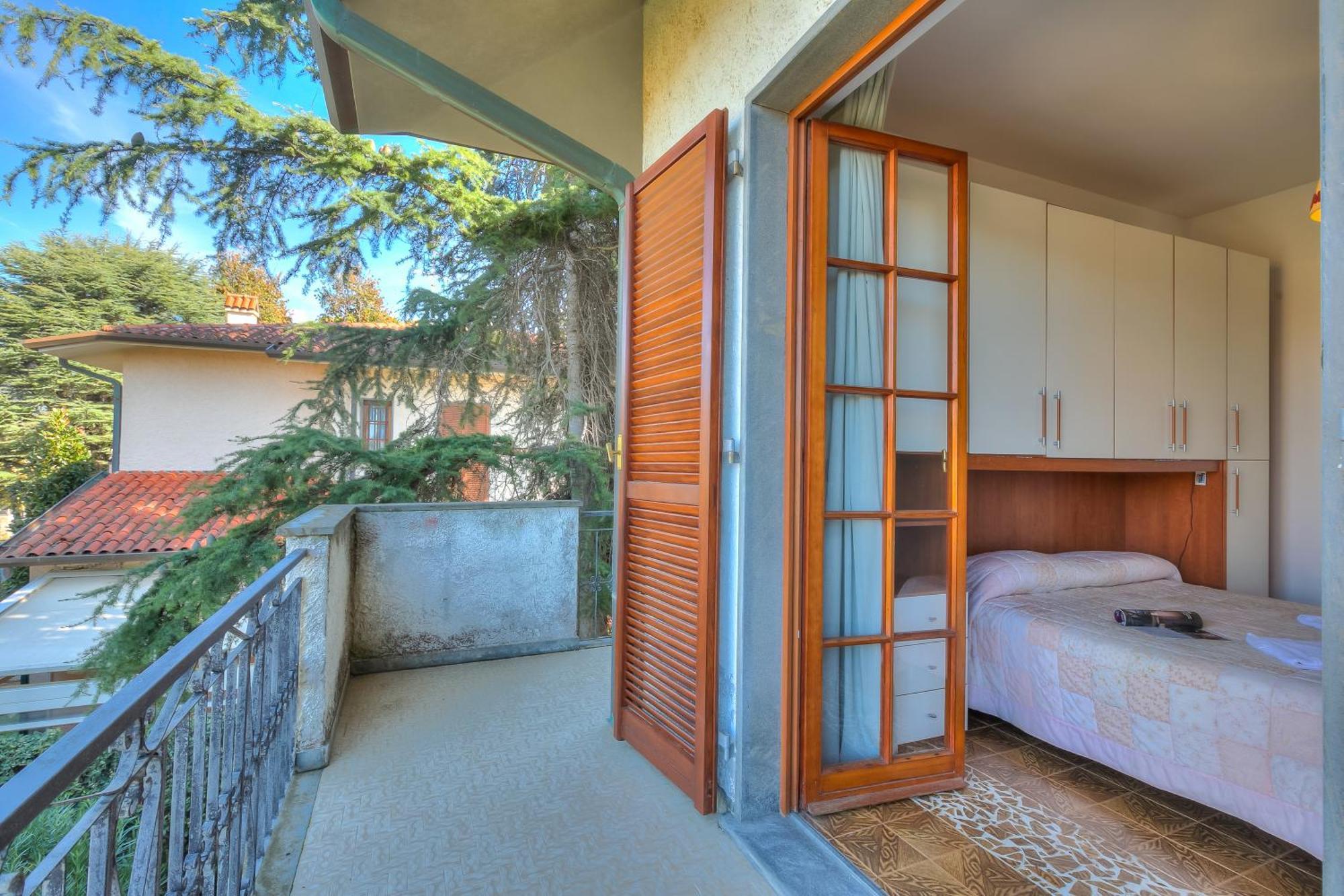 Casa Maddalena Al Mare 600M From Sea - Happy Rentals Марина-ди-Пьетрасанта Экстерьер фото