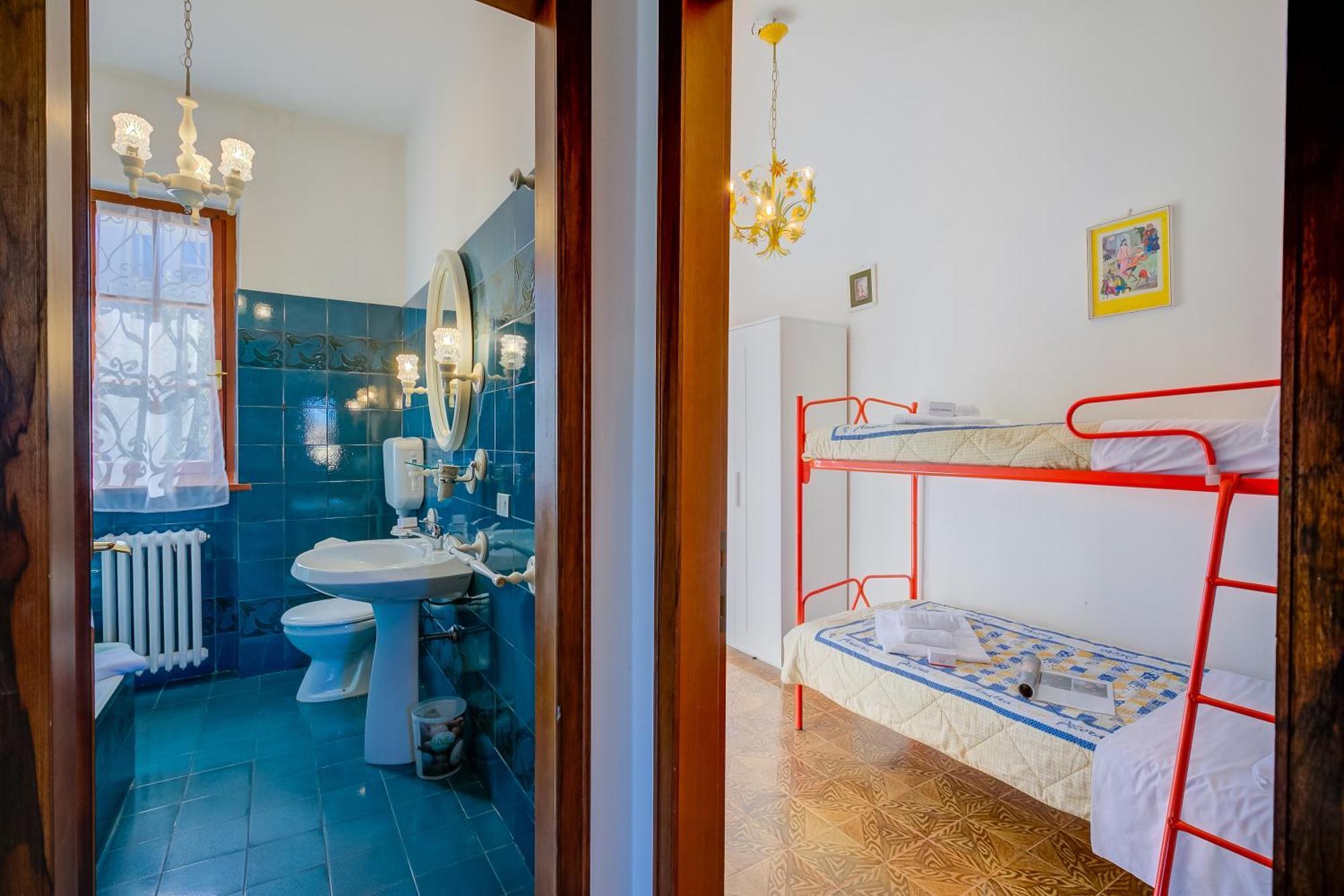 Casa Maddalena Al Mare 600M From Sea - Happy Rentals Марина-ди-Пьетрасанта Экстерьер фото