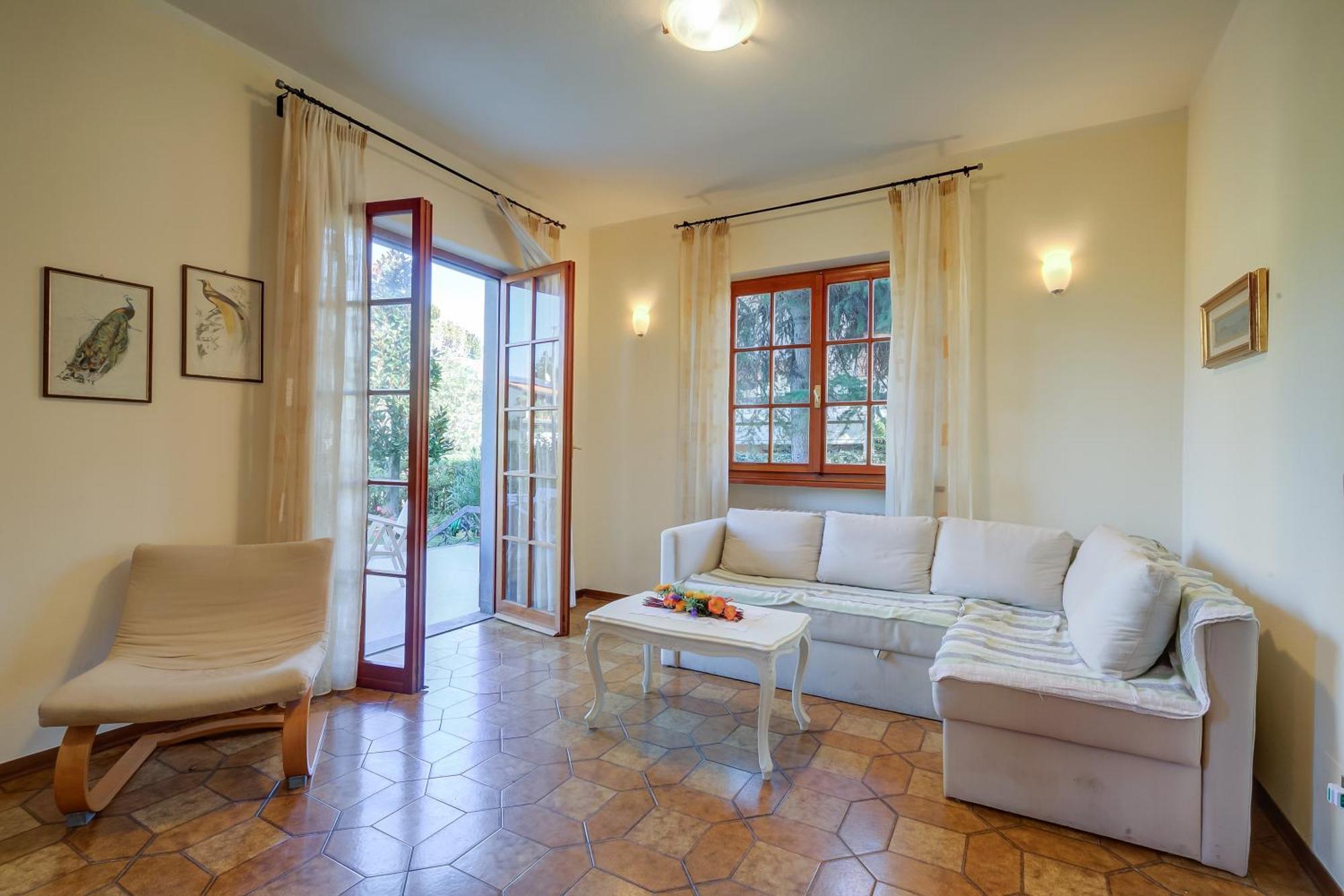 Casa Maddalena Al Mare 600M From Sea - Happy Rentals Марина-ди-Пьетрасанта Экстерьер фото